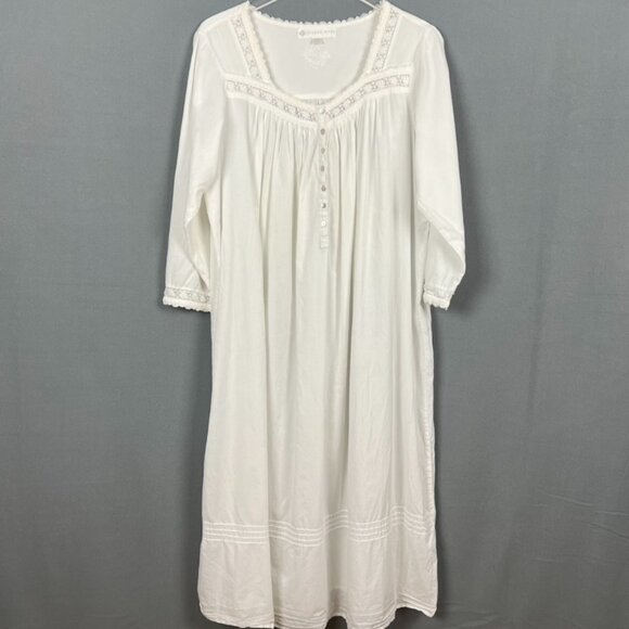 Eileen West Other - Vintage Eileen West Lawn Gown Lace Trim Nightgown 100% Cotton. White. Size M